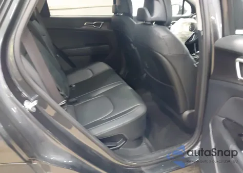 2023 Kia Sportage Hybrid Ex from USA, damaged, VIN KNDPVCAG8P7040809